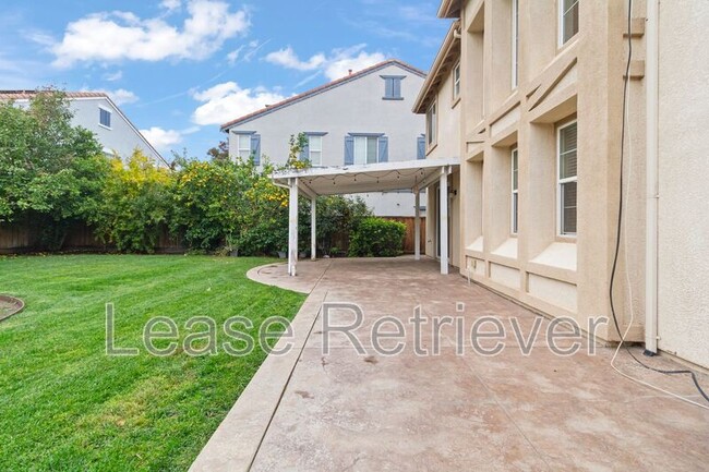 Building Photo - 265-269 S Sonrisa St