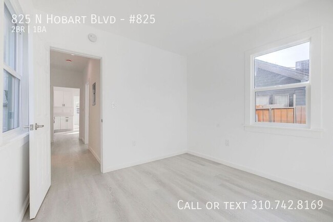 Building Photo - Charming Fully Remodeled 2-Bedroom Apartme...