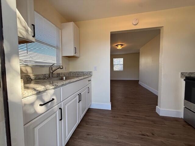 Building Photo - 904 4th St