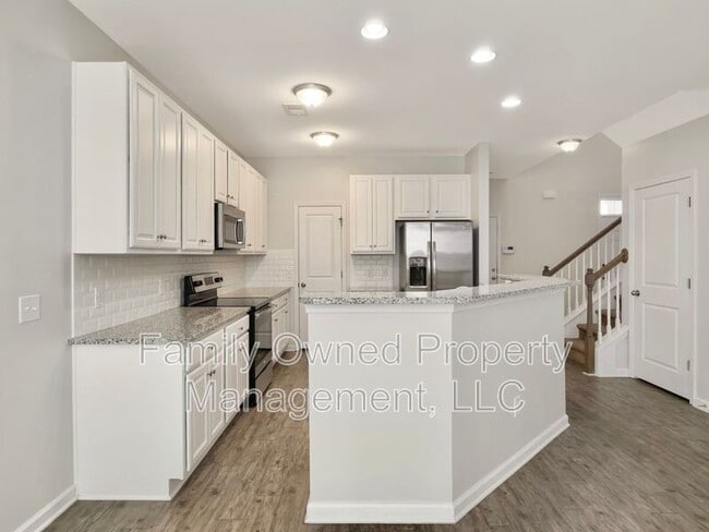 Building Photo - 8968 E Cat Tail Pond Rd