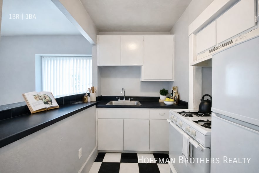 Building Photo - 1128 Raymond Ave