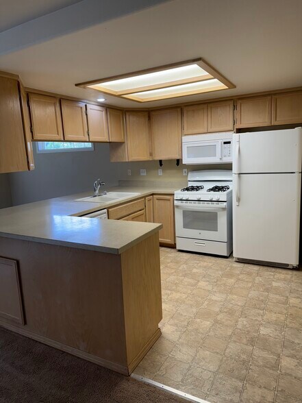 Building Photo - 12410 132nd Street Ct E