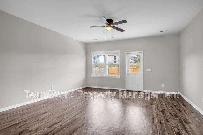 Building Photo - 158 Hayworth Rd