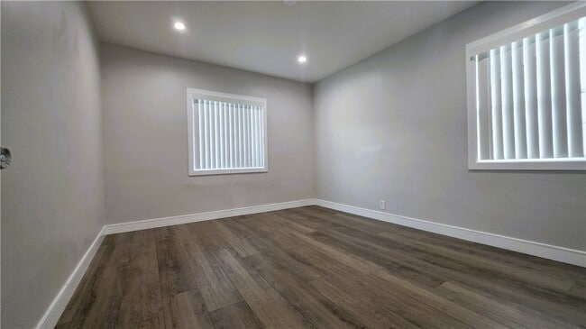 Building Photo - 2431 N Lamer St