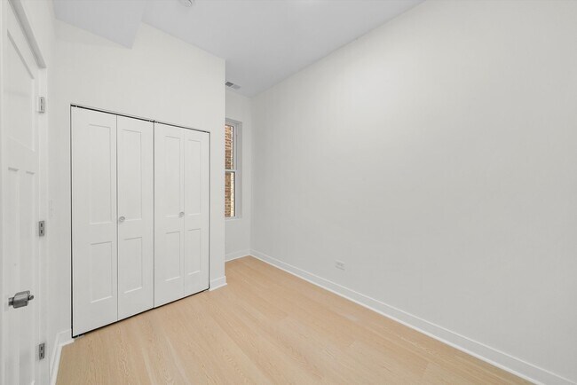 Building Photo - 3037 W Lexington St