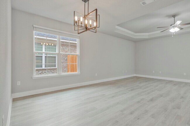 Building Photo - 5402 Parkside Dr