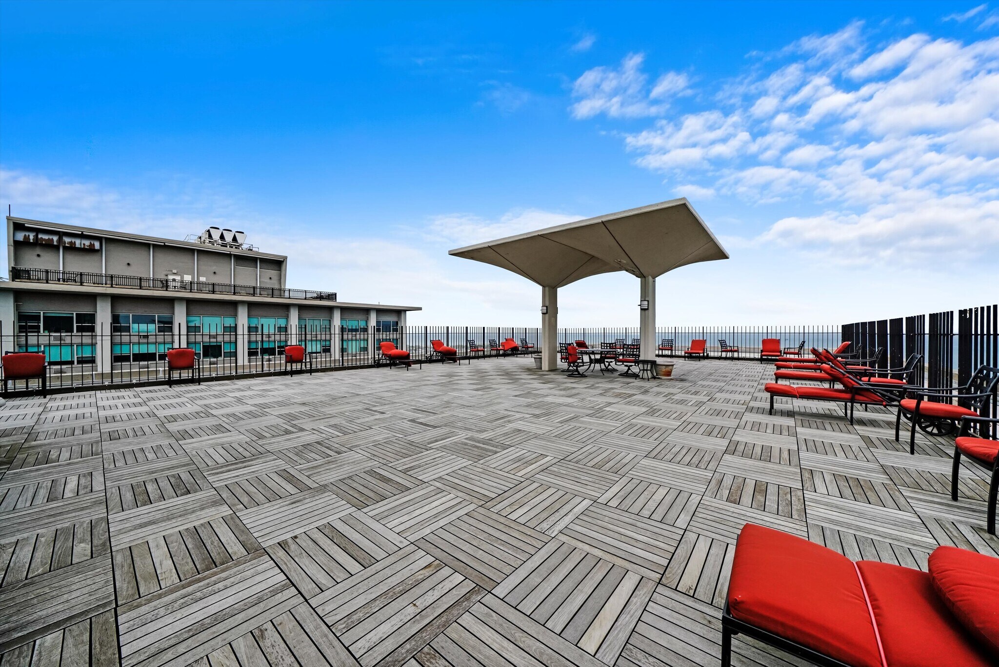 Building Photo - 3550 N Lake Shore Dr