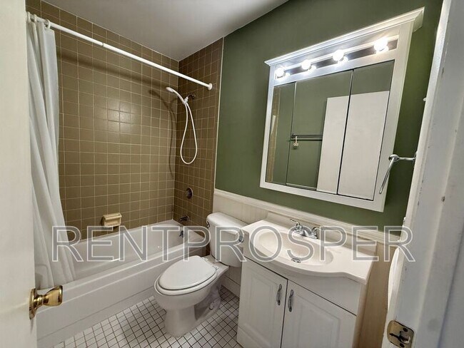 Building Photo - 6019 Windhover Dr