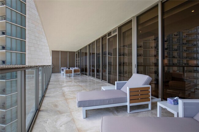 Building Photo - 9705 Collins Ave