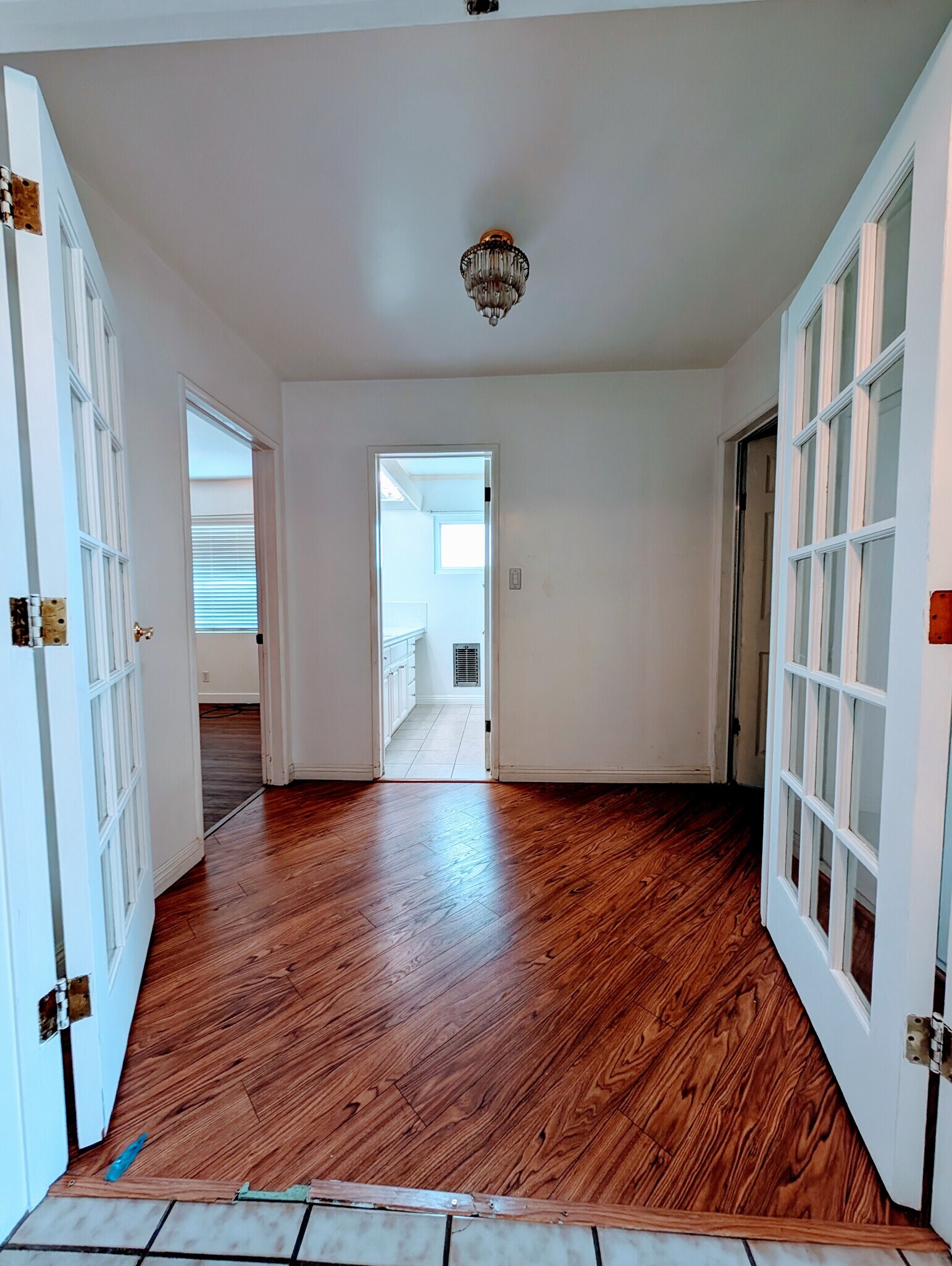 Building Photo - 1308 Claremont Pl
