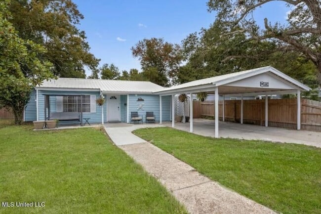 Building Photo - 1807 Curcor Dr