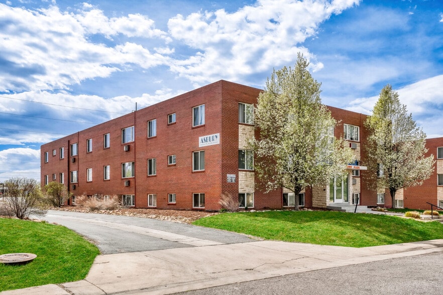 Building Photo - Asbury Plaza
