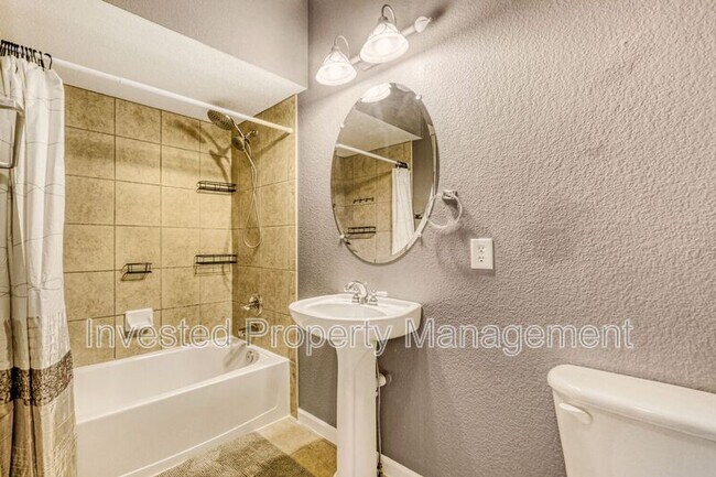 Building Photo - 1500 Wild Cat Mountain Rd