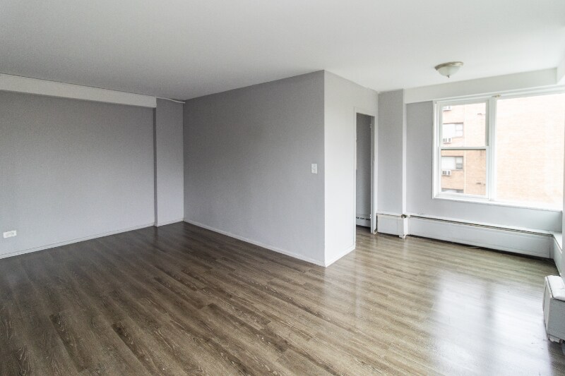 Building Photo - 3075 E Cheltenham Pl
