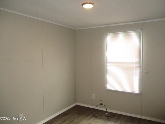 Building Photo - 104 McCausley Rd