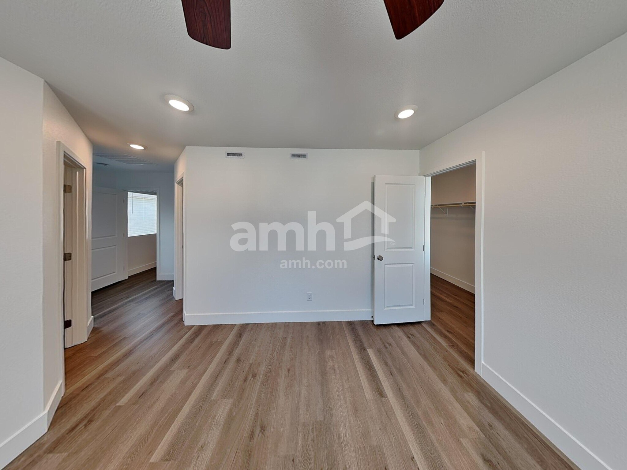 Building Photo - 9172 Aaron Pointe Ct
