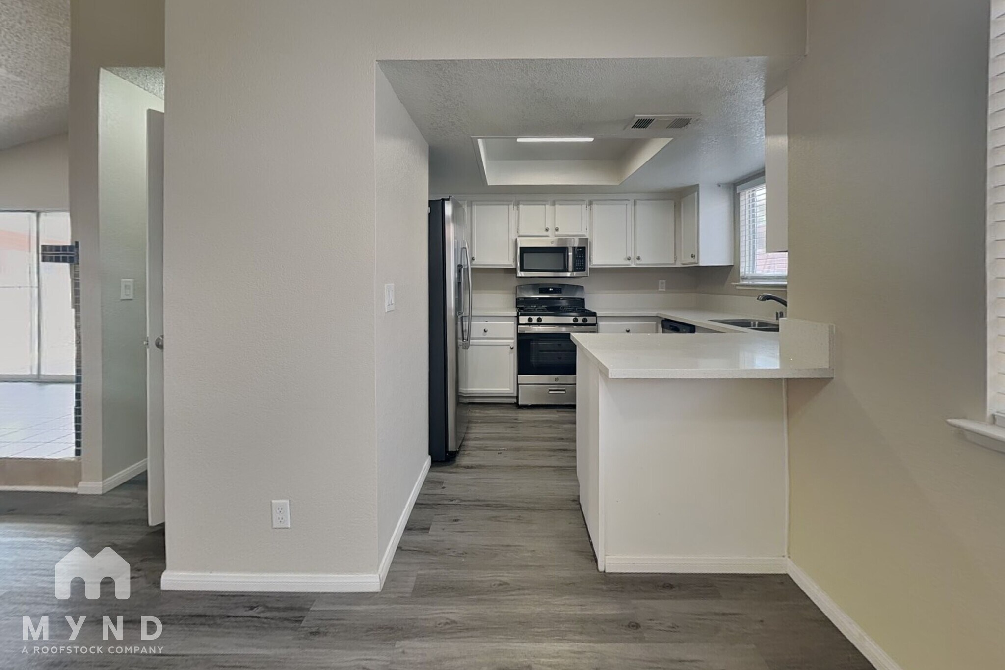Building Photo - 5825 Goodsprings Ct