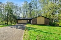Building Photo - 1131 Lafayette Dr SW