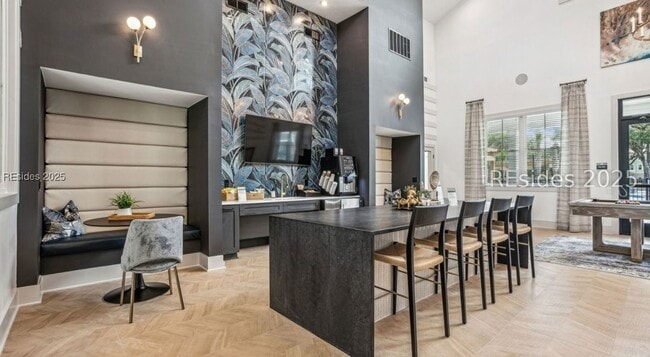 Building Photo - 4000 Margaret St