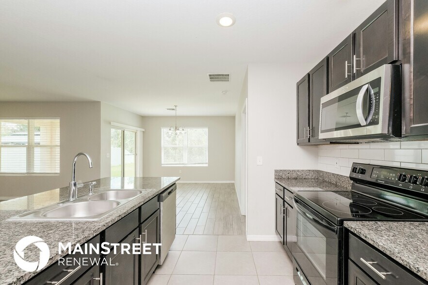Building Photo - 327 Tierra Verde Way