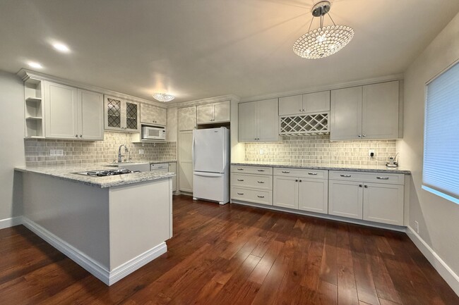 Building Photo - 22626 CA-1