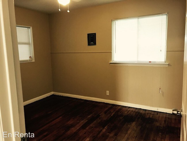 Building Photo - 3 br, 1 bath House - 3721 Stuart Dr.