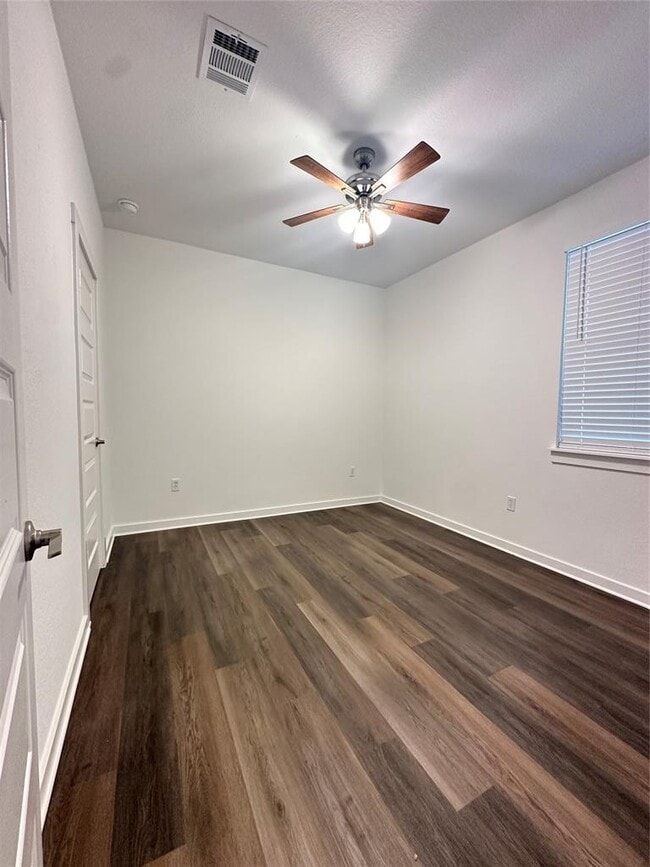 Building Photo - 117 Cupreata Ln