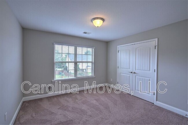 Building Photo - 836 Bayshore Ln