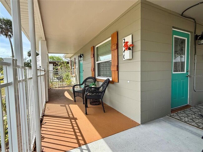 Building Photo - 2440 Anastasia Dr