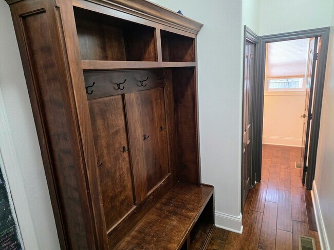 Building Photo - 3701 161st St