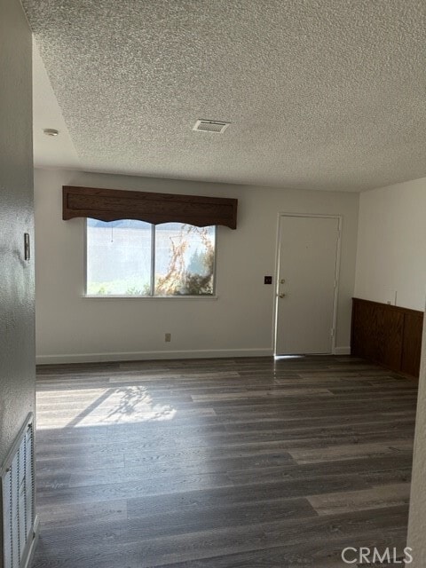 Building Photo - 14952 Ritter St