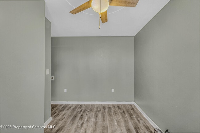 Building Photo - 301 Seymour Ave