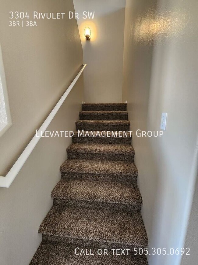 Building Photo - 3304 Rivulet Dr SW