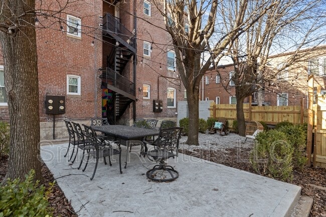 Building Photo - 4523 Gravois Ave