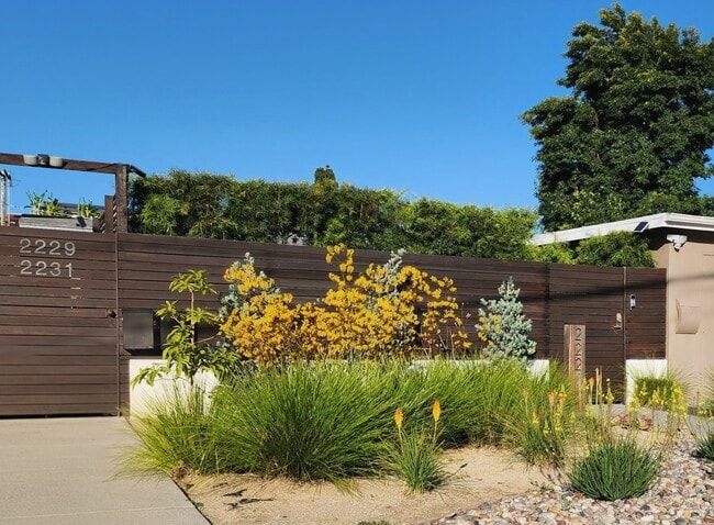 Building Photo - 2231 Boundary St