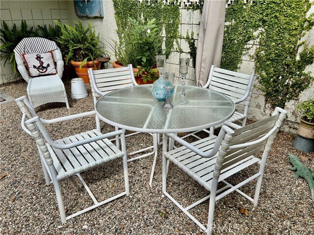 Building Photo - 170 Avenida Majorca