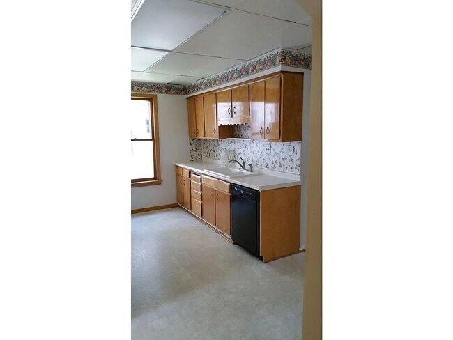 Primary Photo - 1704 Ashland Ave
