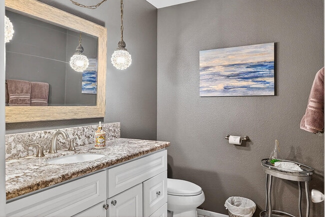 Building Photo - 42430 Adams St