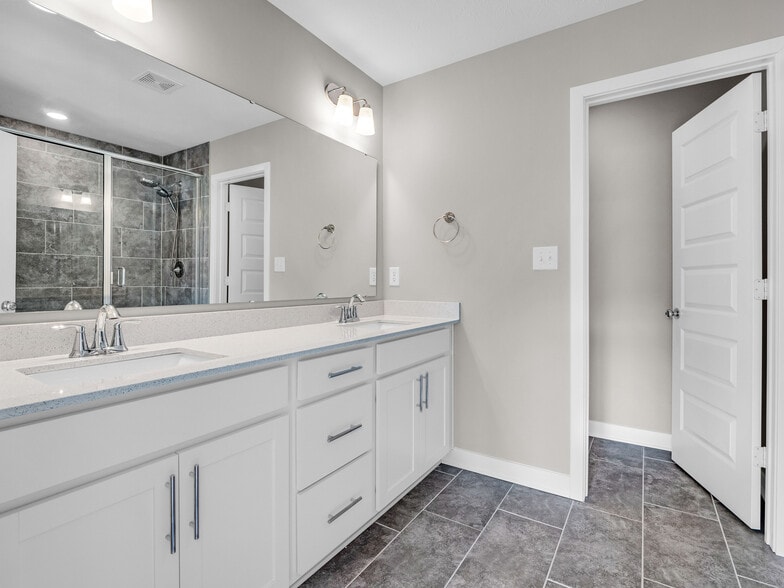 Building Photo - 8238 Bostic Dr