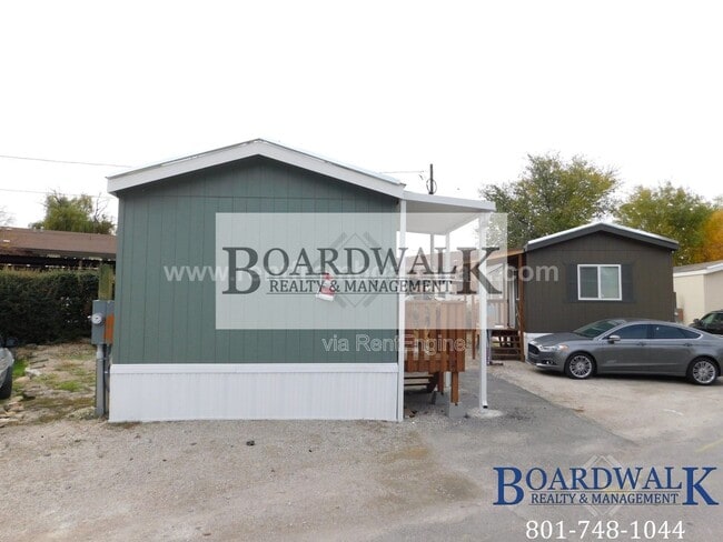 Building Photo - 3114 S 200 E