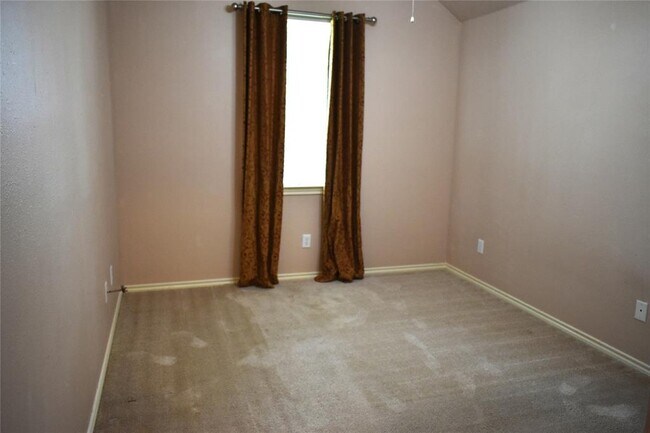 Building Photo - 18314 Manorcliff Ln