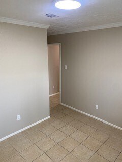 Building Photo - 3134 Tidewater Dr