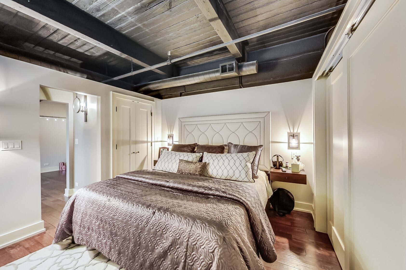 Building Photo - 540 N Lake Shore Dr