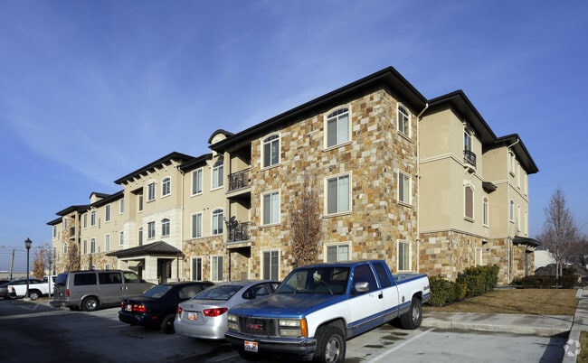 Building Photo - Taylor Springs Apartments