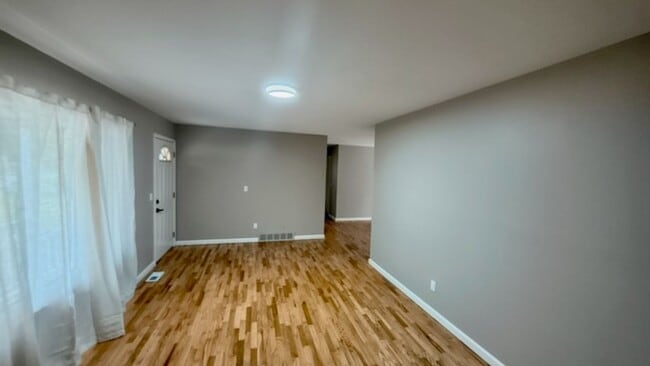 Building Photo - 11354 Berkshire Dr