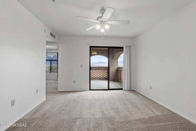 Building Photo - 5751 N Kolb Rd