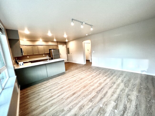 Building Photo - 2330 Yakima Ct
