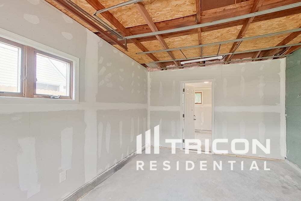 Building Photo - 15 Neptune Ln