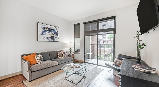 Building Photo - 1 Bed W/ Luxury and Style!