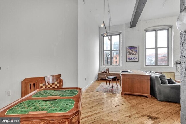 Building Photo - 428-40 N 13th St